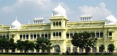 Luckhnow University