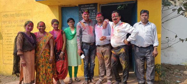 holi