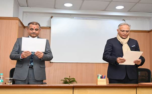upsc s member anjai verma