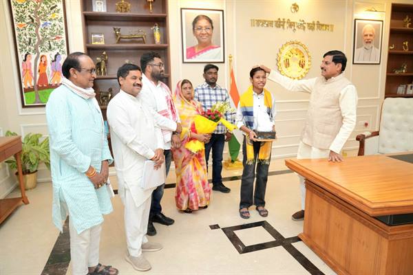 cm yadav