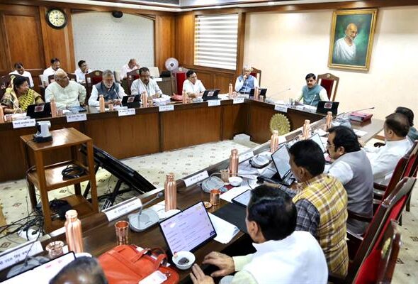 mp cabinet