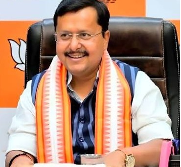 nitin navin